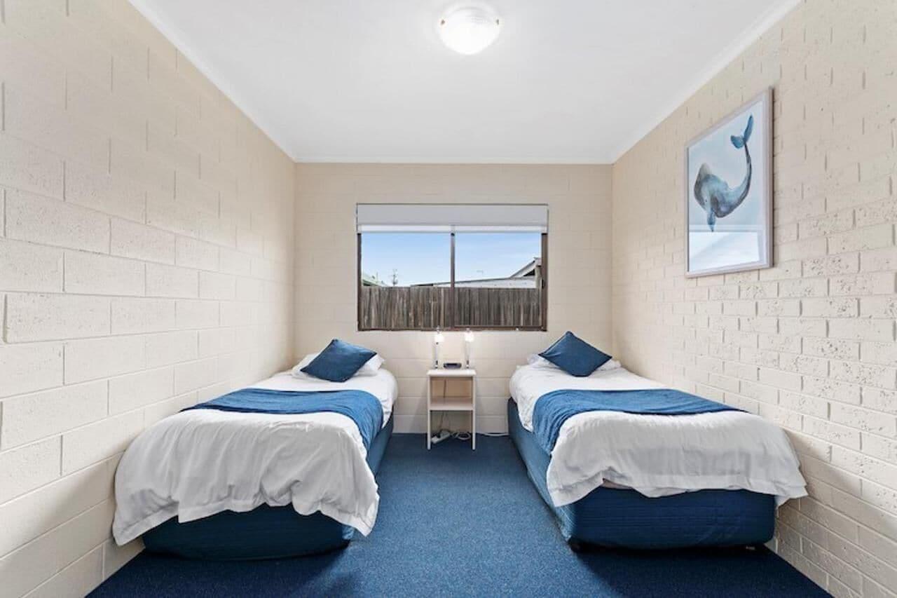 Allambi Holiday Apartments Lakes Entrance Exterior photo