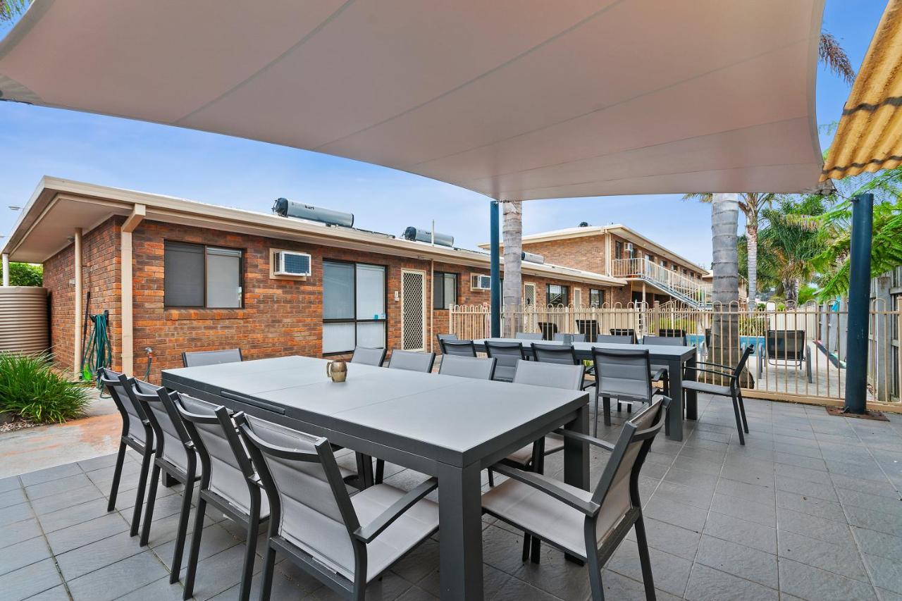 Allambi Holiday Apartments Lakes Entrance Exterior photo
