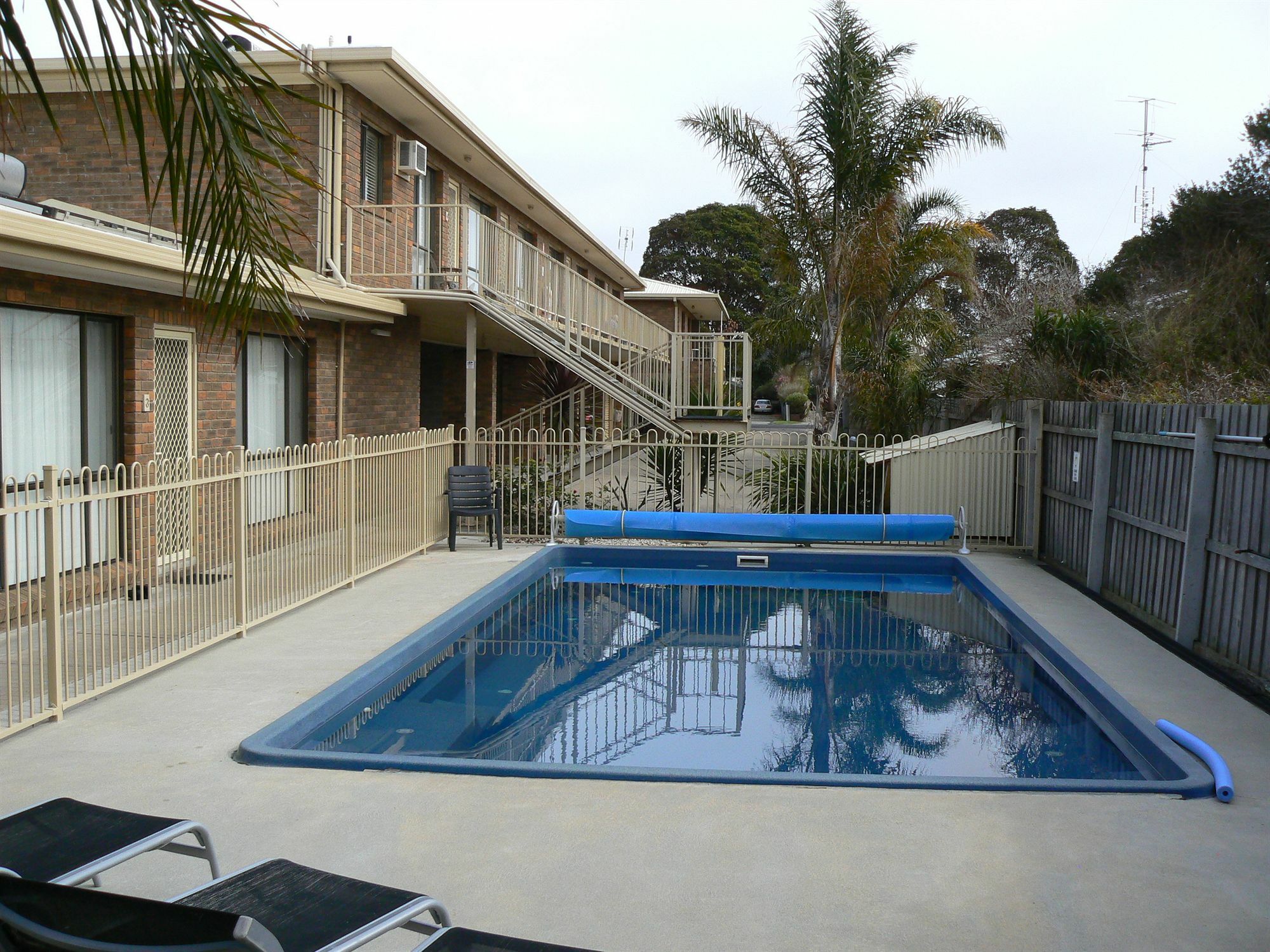 Allambi Holiday Apartments Lakes Entrance Exterior photo